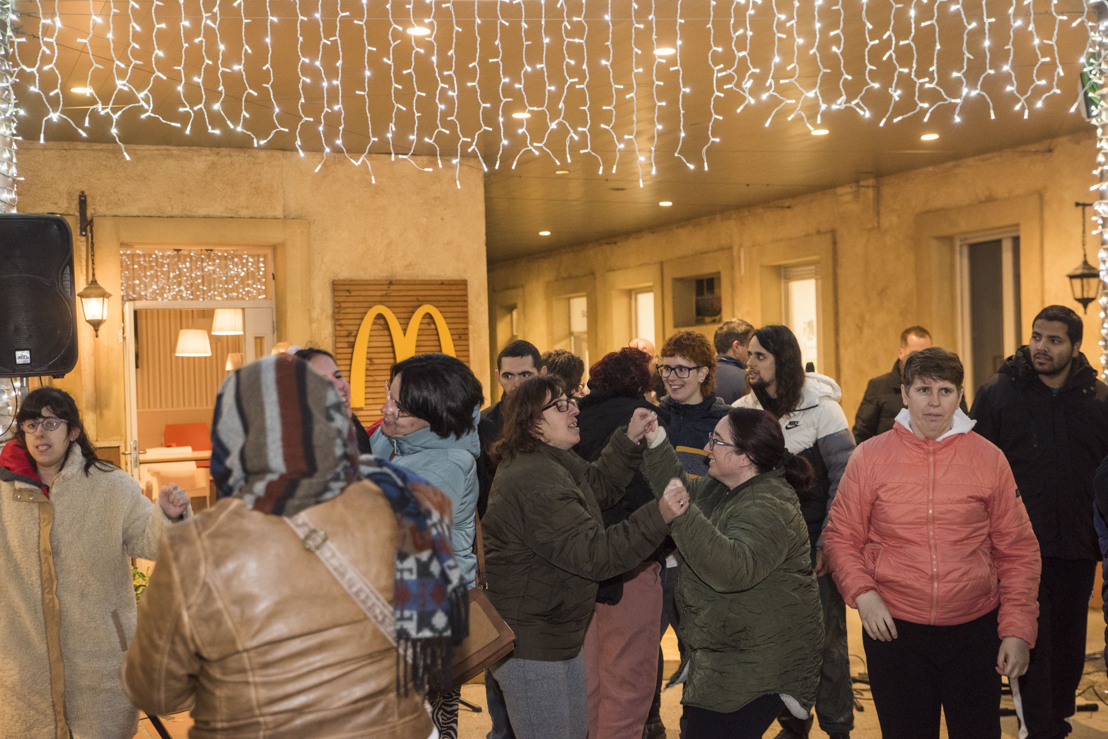 Encesa de llums de Nadal a Catalonia Fundació Creactiva. FOTO: Bernat Millet