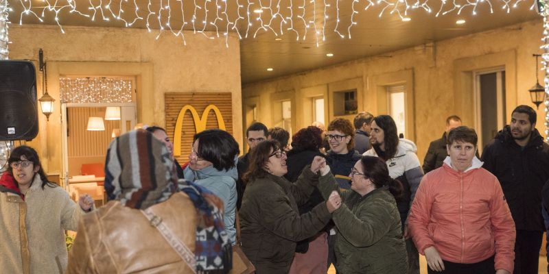 Encesa de llums de Nadal a Catalonia Fundació Creactiva. FOTO: Bernat Millet