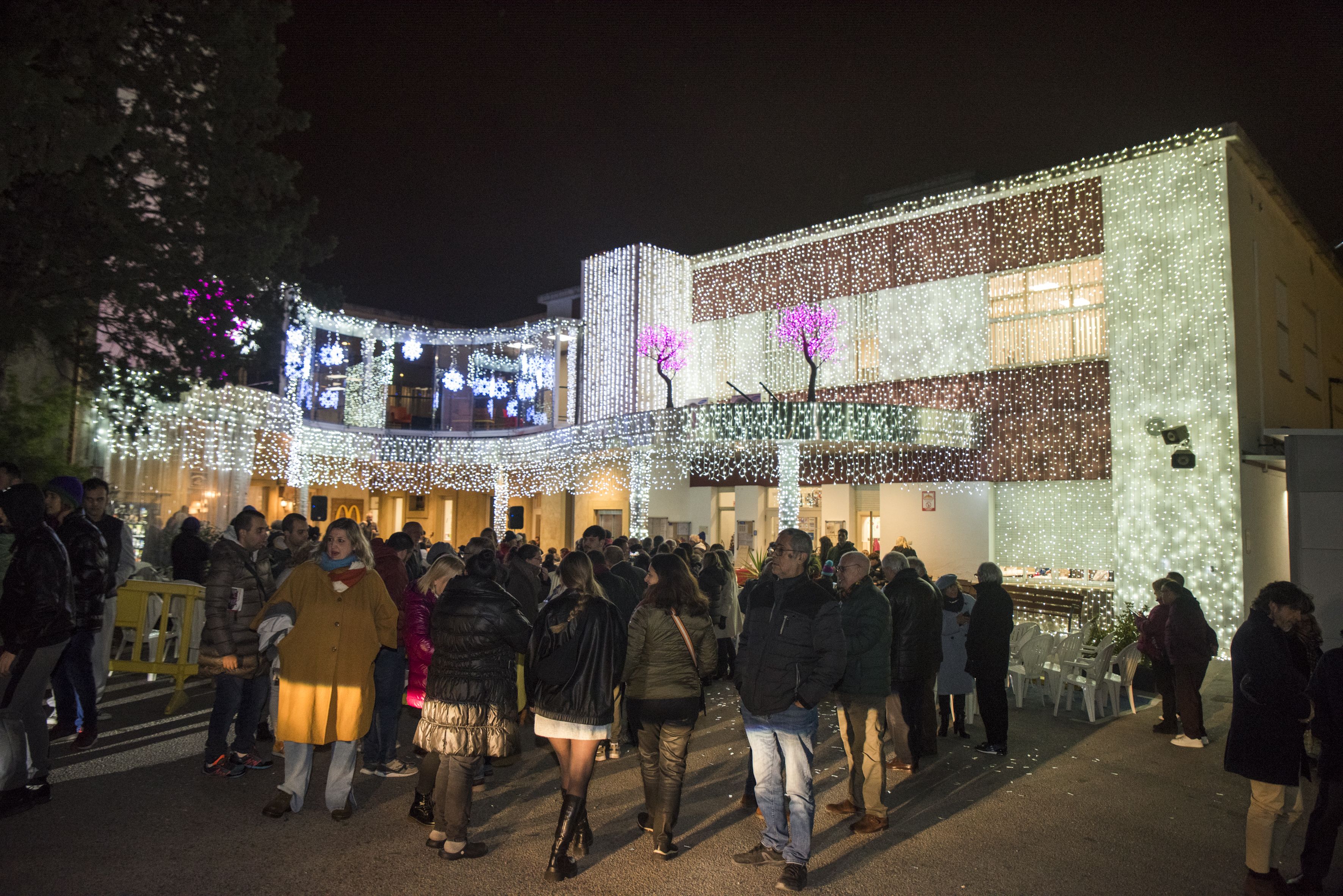 Encesa de llums de Nadal a Catalonia Fundació Creactiva. FOTO: Bernat Millet