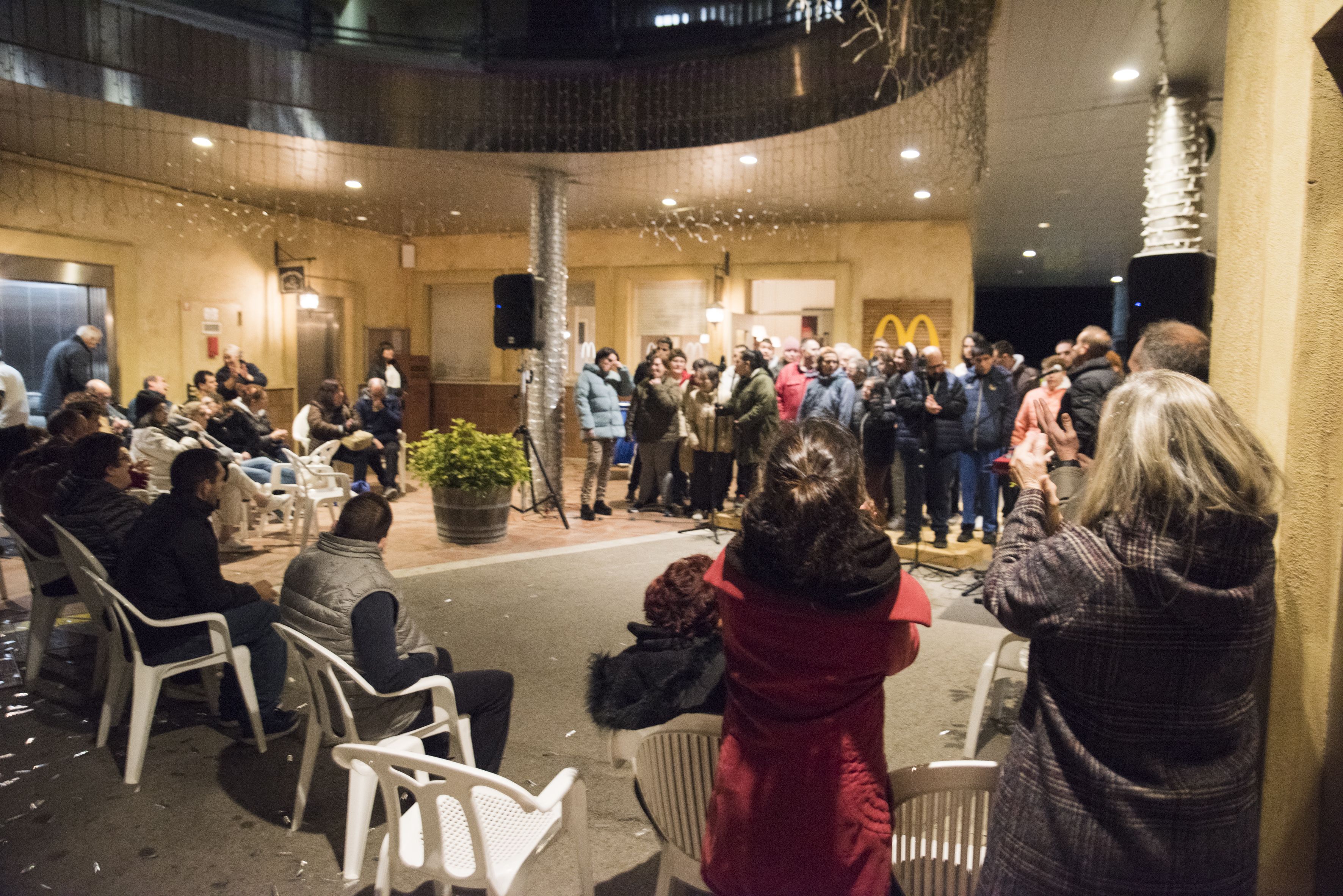 Encesa de llums de Nadal a Catalonia Fundació Creactiva. FOTO: Bernat Millet