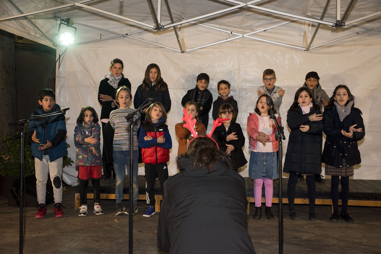 Cantada de Nadales al carrer. FOTO: Bernat Millet.