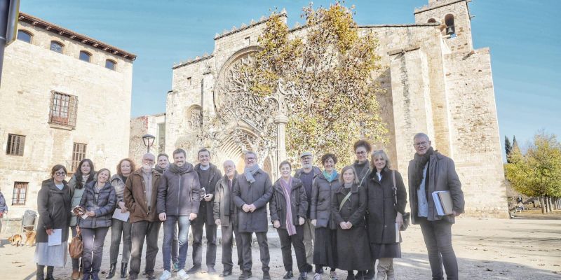 Inauguració de la Creu de Terme al Monestir. FOTO: Ajuntament