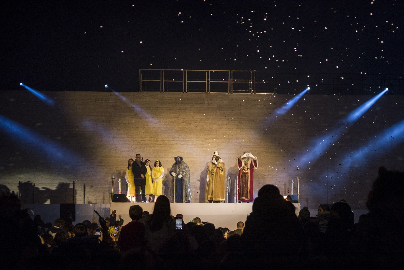 Arribada dels Reis d'Orient a Sant Cugat. FOTO: Bernat Millet.