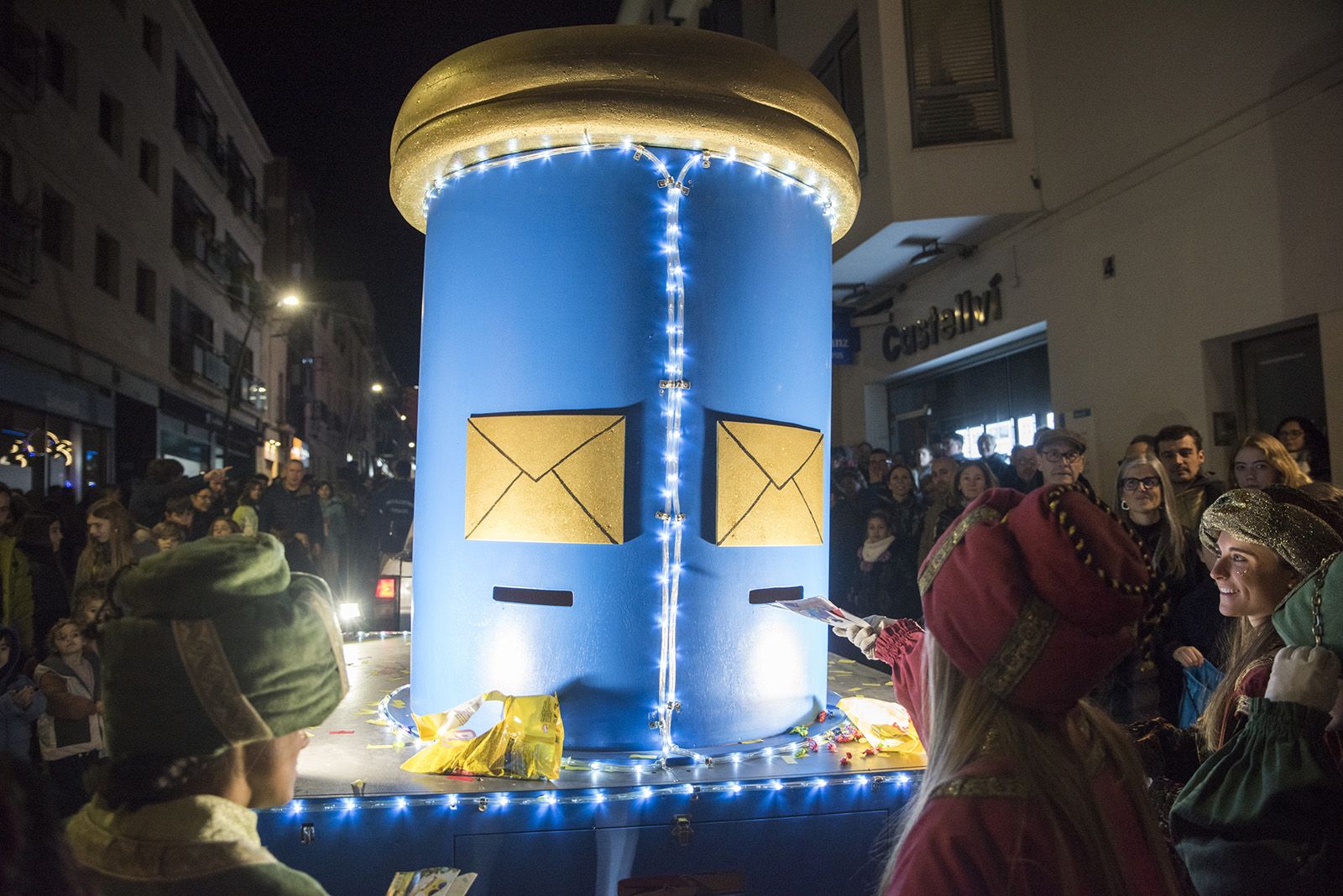 Cavalcada dels Reis d'Orient a Sant Cugat. FOTO: Bernat Millet.