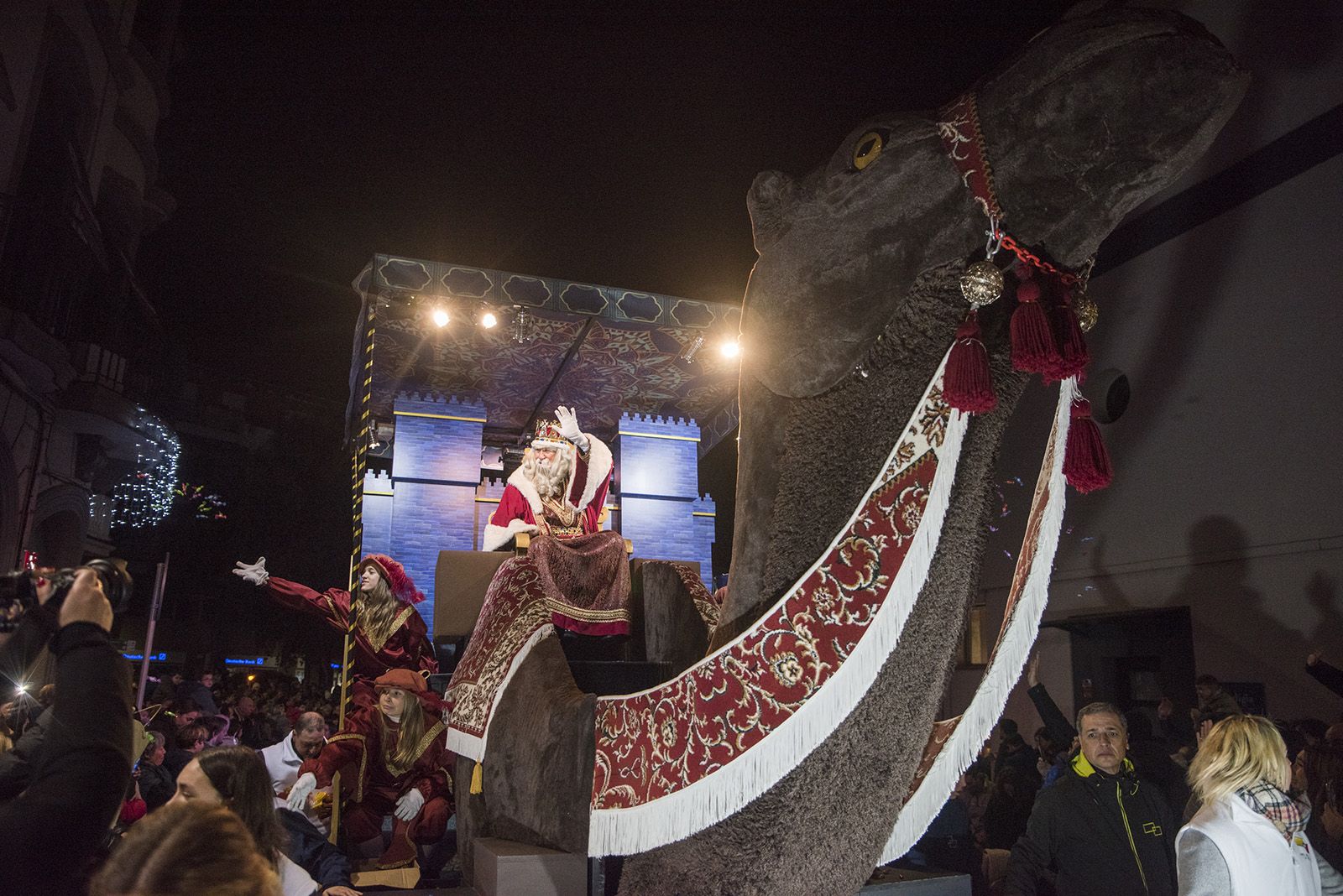 Cavalcada dels Reis d'Orient a Sant Cugat. FOTO: Bernat Millet.