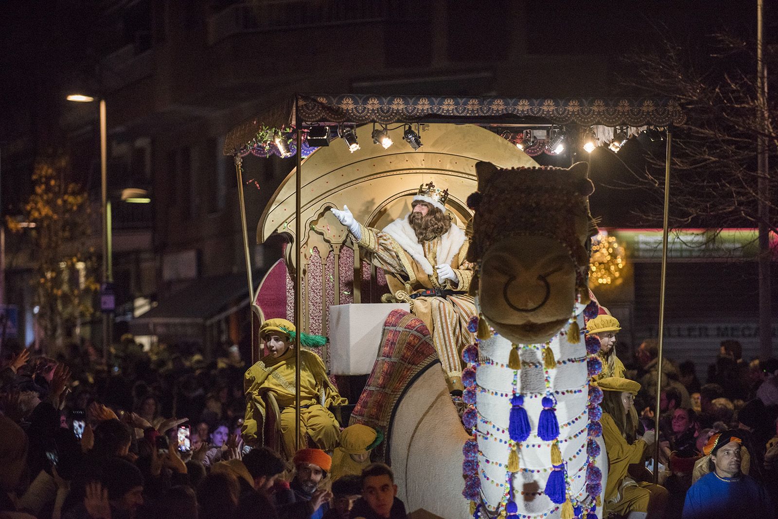 Cavalcada dels Reis d'Orient a Sant Cugat. FOTO: Bernat Millet.