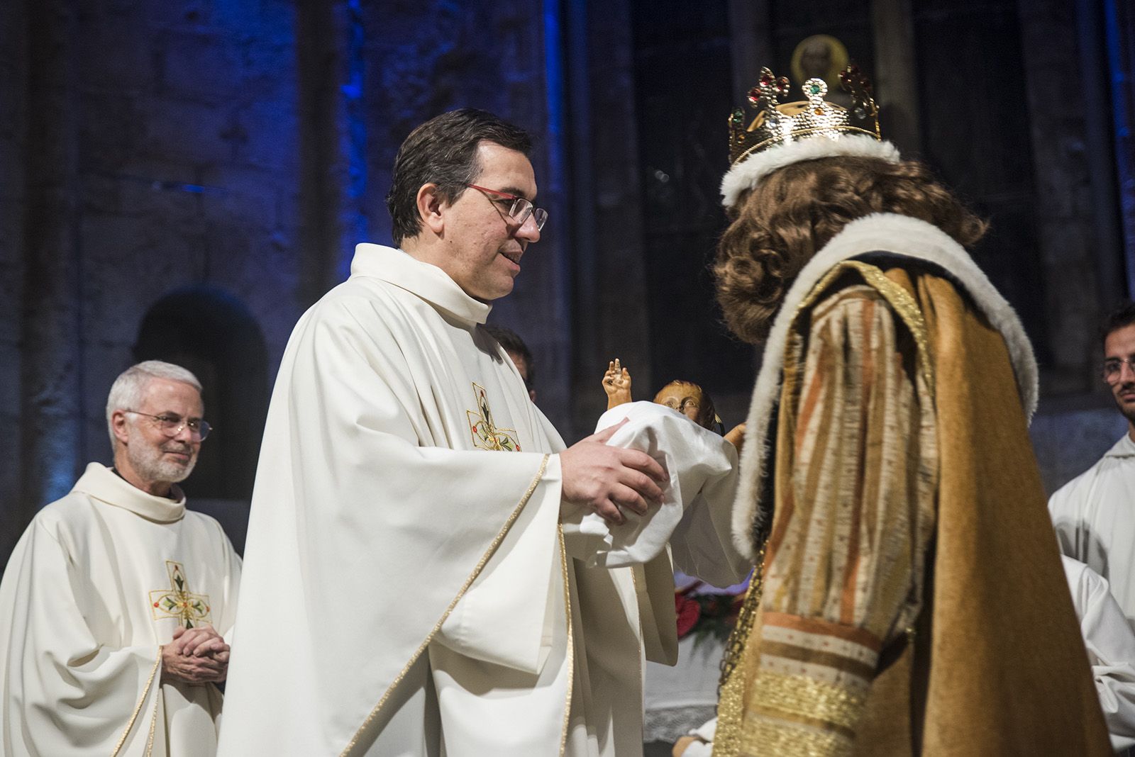 Adoració dels Reis d'Orient al nen Jesús. FOTO: Bernat Millet.