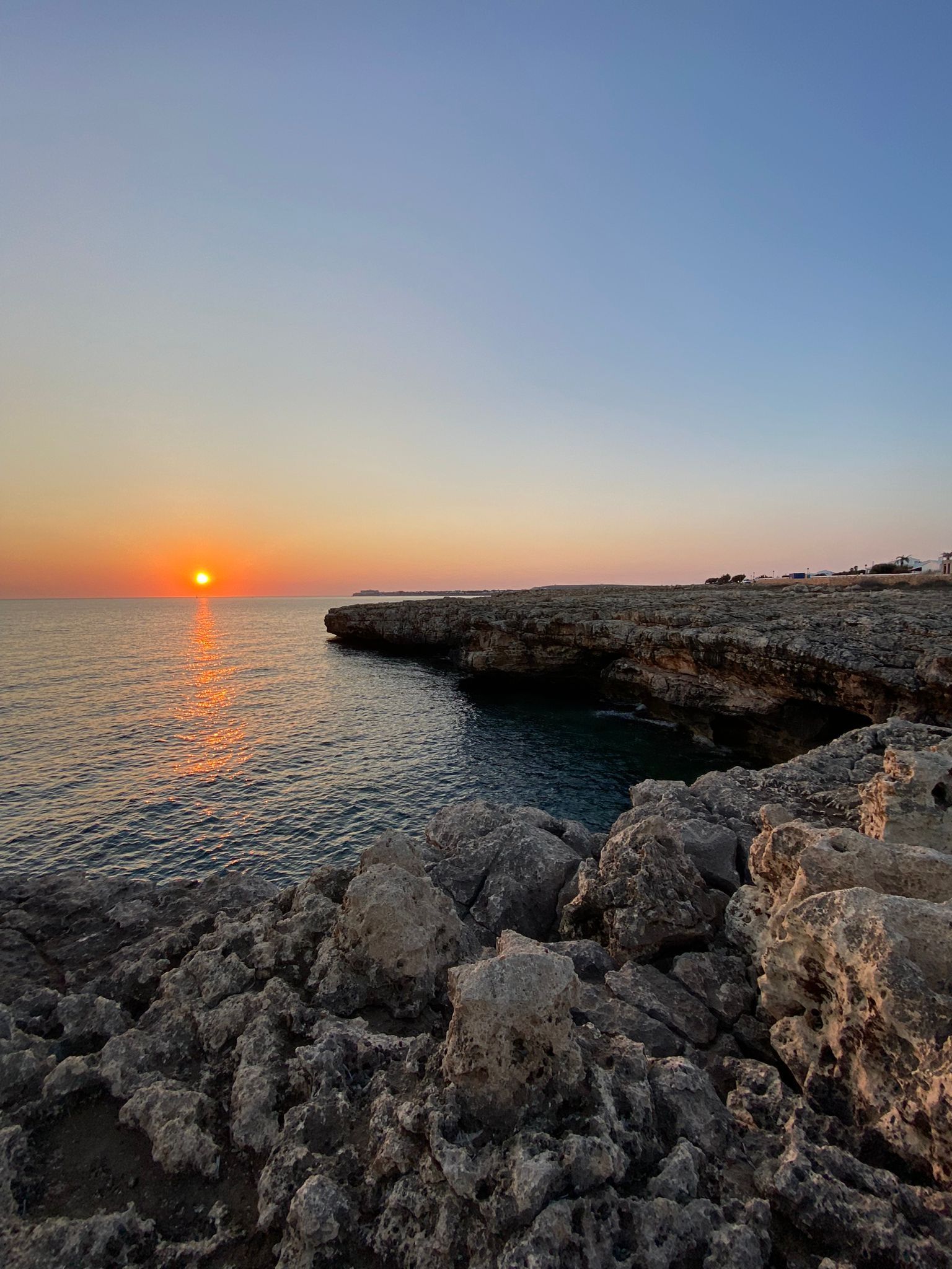 Posta de sol a la costa · Menorca FOTO: Lena Brendemühl